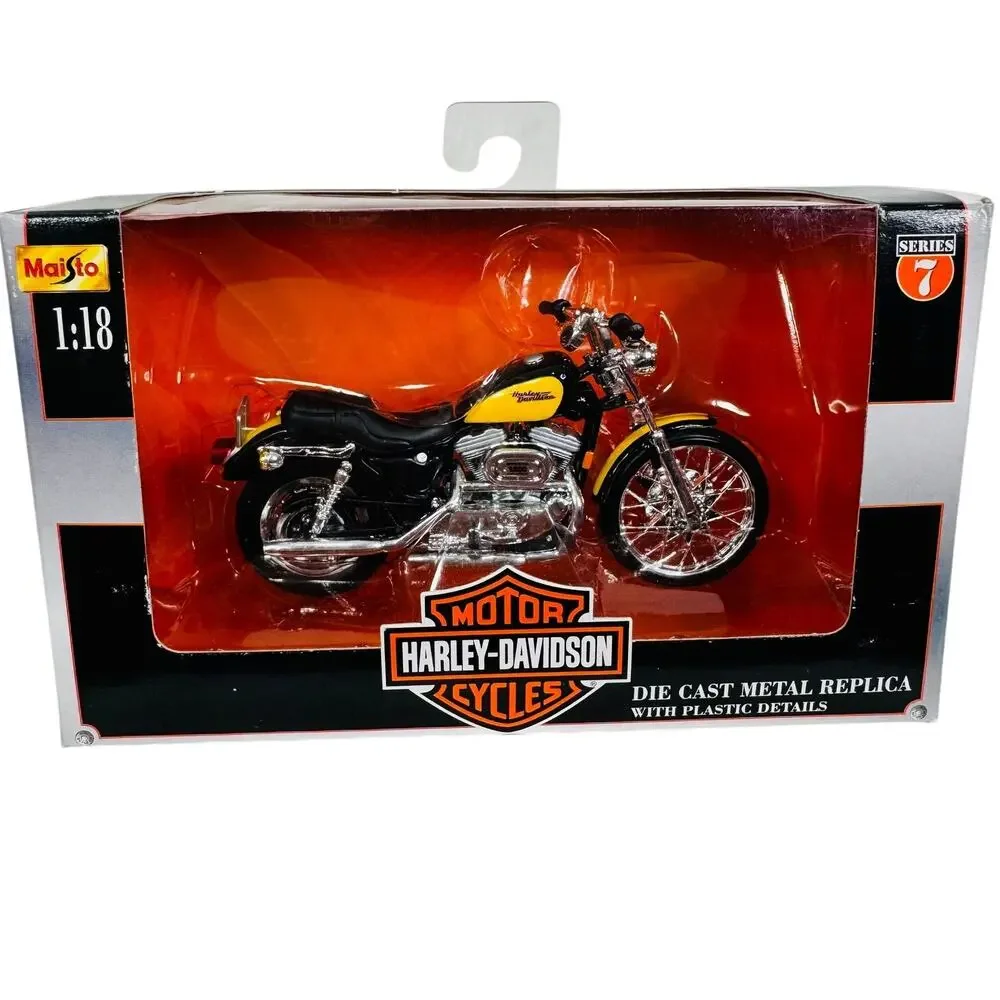 2000 Harley Davidson‎ FXDWG Dyna Wide Glide Maisto Series 7 1:18 scale